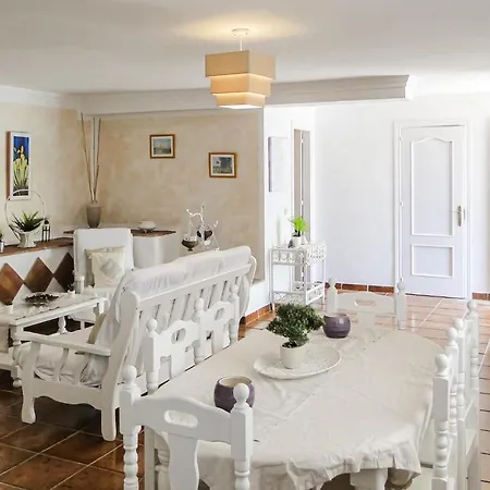 Vakantiehuis Lovely In Frigiliana
