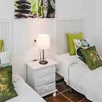 بيت للعطل 4 Bedroom Gorgeous In Frigiliana