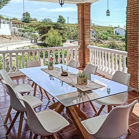 4 Bedroom Gorgeous In Frigiliana * Nerja