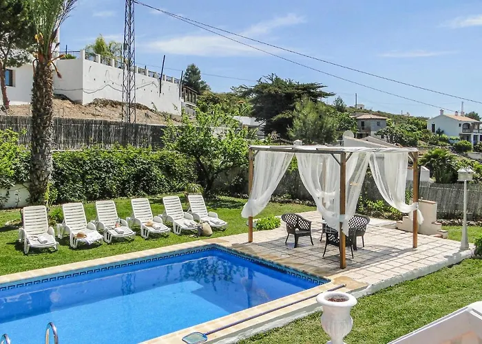 4 Bedroom Gorgeous In Frigiliana