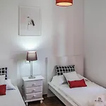 4 Bedroom Gorgeous In Frigiliana Ferienhaus